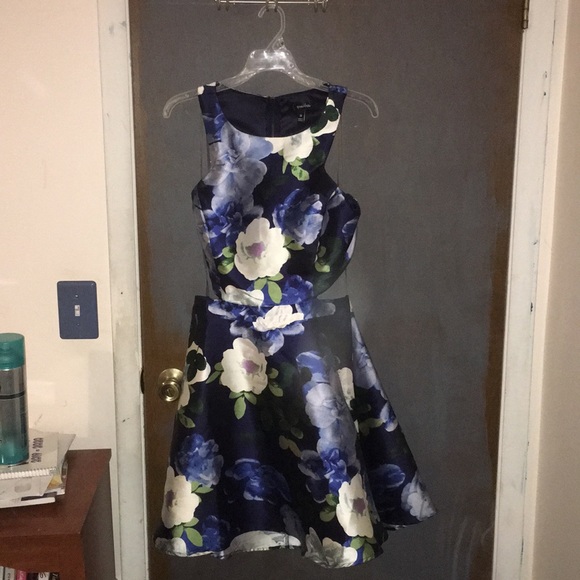 Home coming dress - Picture 1 of 2